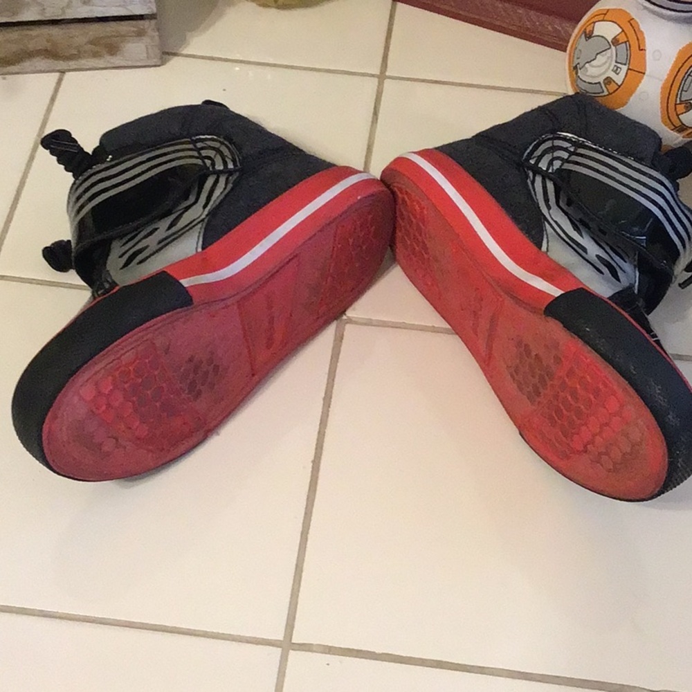 ‘Disney-Kylo Ren’ The Force Awakens Velcro-Strap Hi-Top Sneakers (#6) - Picture 6 of 8